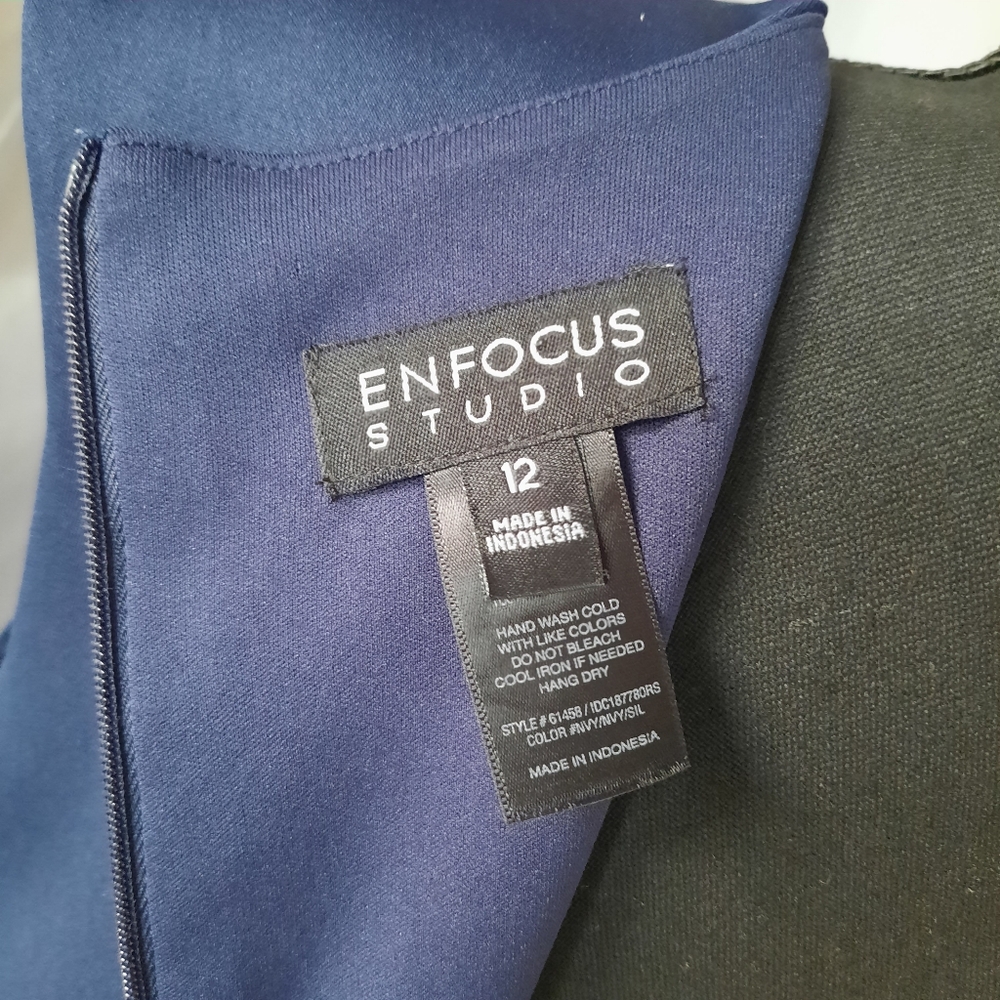EnFocus Navy Blue Sheath Dress Women Sz 12 V Neck Eyelet Detail Cutouts Midi - Picture 10 of 15